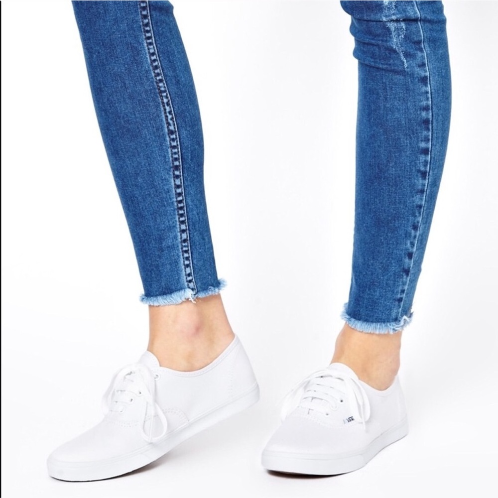 VANS| WOMENS 7